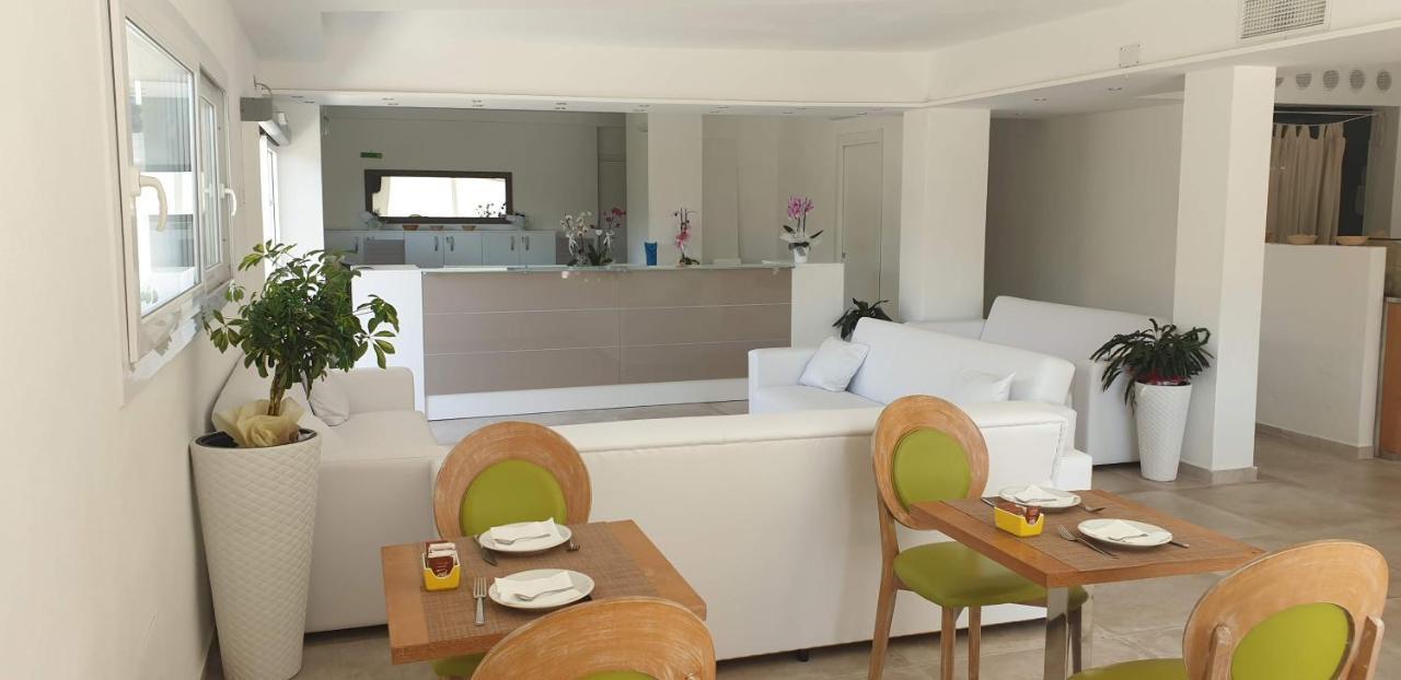 Rena Bianca Suite By La Contessa Santa Teresa Gallura Exteriör bild