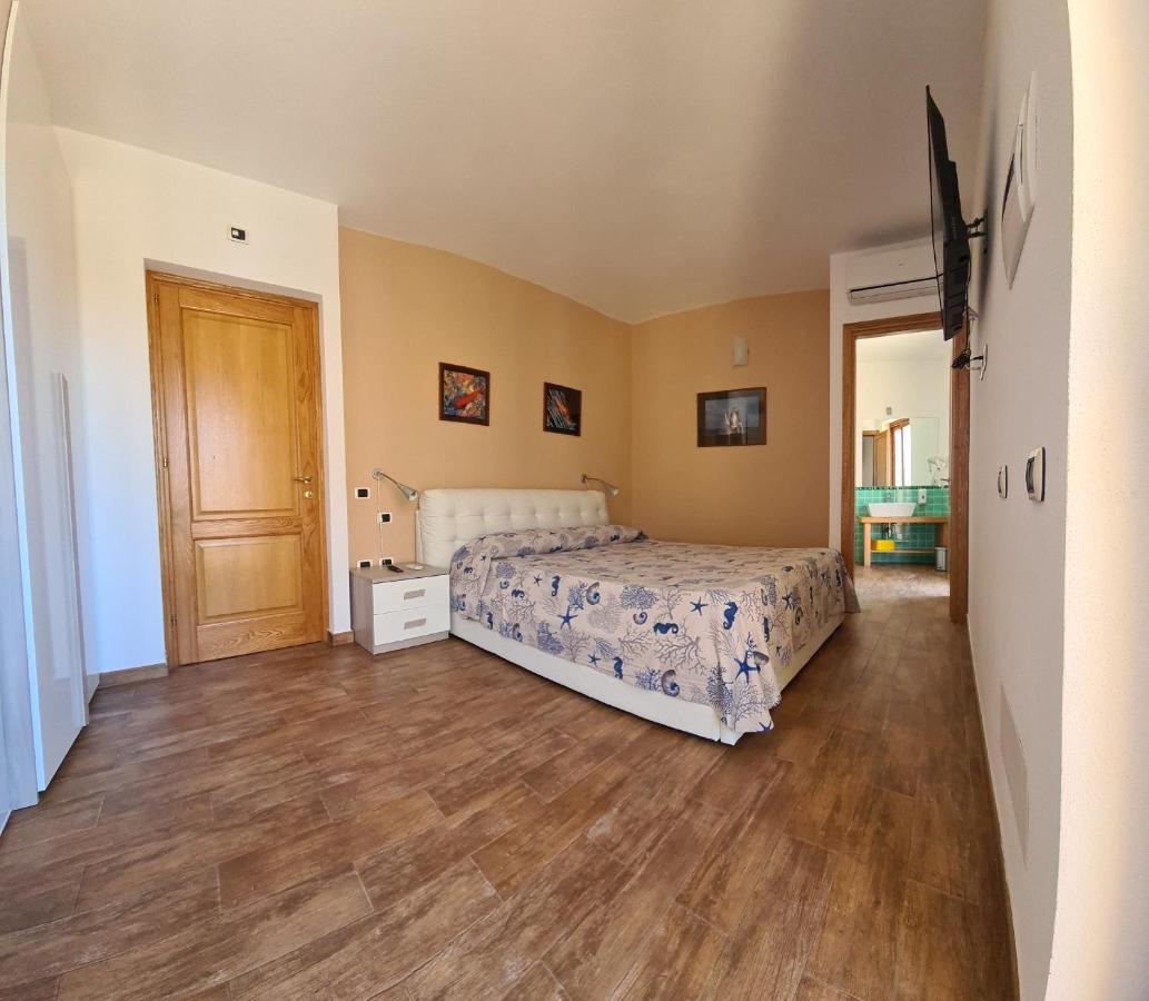 Rena Bianca Suite By La Contessa Santa Teresa Gallura Exteriör bild